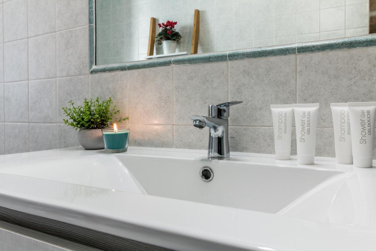 Boutique Apartments Collection-L'Attimo Fuggente Sassari Bagian luar foto